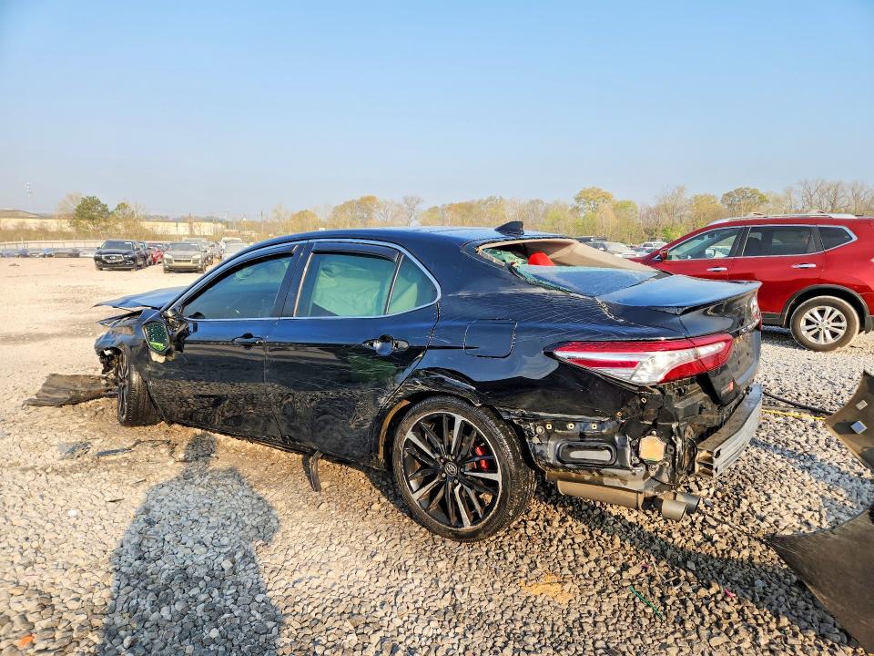 47583546 :رقم المزاد ، 4T1K61AK4LU864040 vin ، 2020 Toyota Camry مزاد بيع