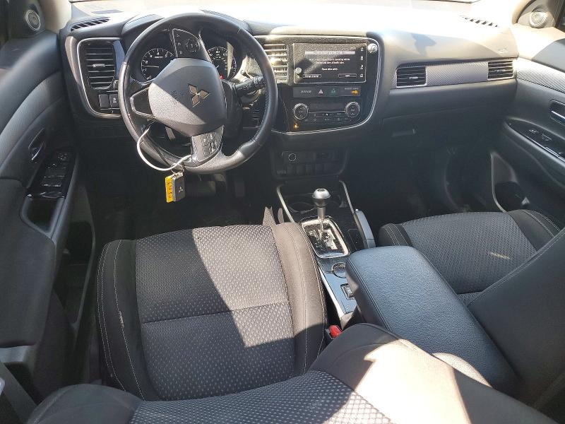 Продаж на аукціоні авто 2018 Mitsubishi Outlander, vin: JA4AD3A38JZ035153, номер лоту: 41999636
