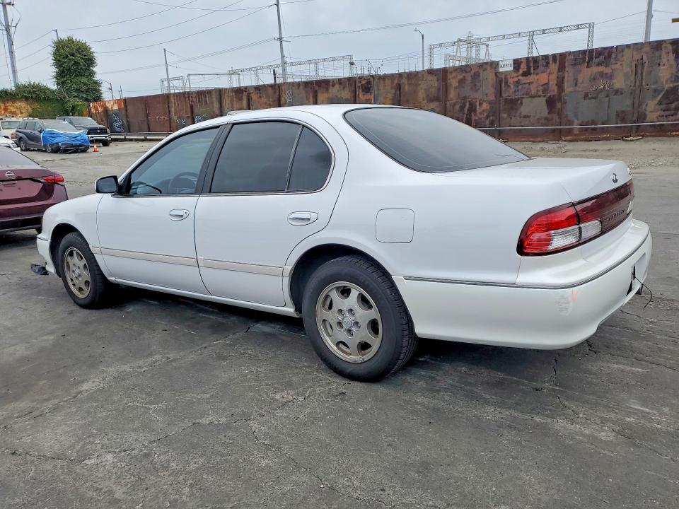 Продажа на аукционе авто 1998 Infiniti I30, vin: JNKCA21AXWT629106, номер лота: 47982426