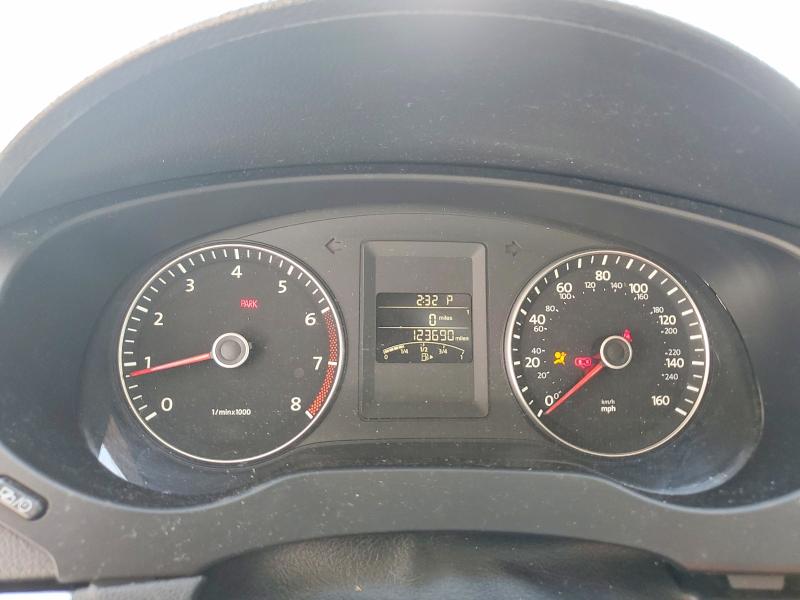45606356 :رقم المزاد ، 3VWDP7AJ3DM310611 vin ، 2013 Volkswagen Jetta مزاد بيع