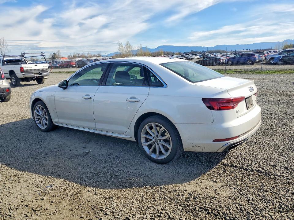 46543196 :رقم المزاد ، WAUDNAF4XKA117677 vin ، 2019 Audi A4 مزاد بيع