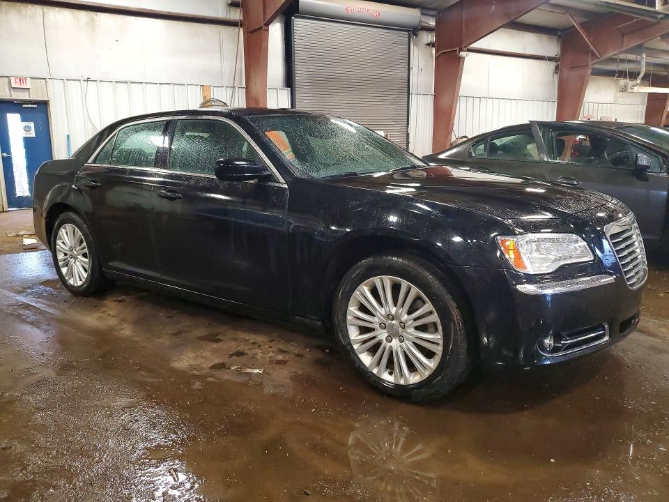 45838606 :رقم المزاد ، 2C3CCARG9EH323187 vin ، 2014 Chrysler 300 مزاد بيع