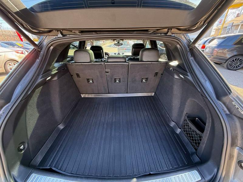 Продажа на аукционе авто 2015 Porsche Macan, vin: WP1AB2A55FLB51927, номер лота: 64830626