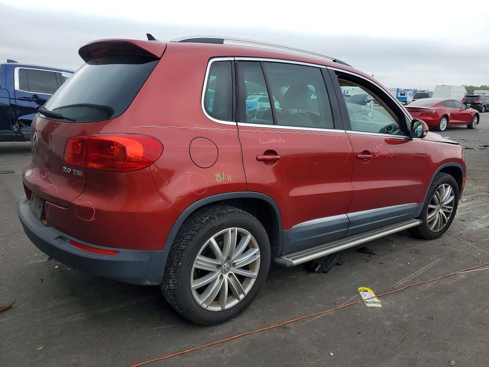 Aukcja sprzedaży 2015 Volkswagen Tiguan, vin: WVGAV7AX5FW101689, numer aukcji: 47332296