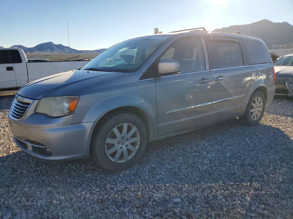2014 Chrysler Town & Country მანქანა იყიდება აუქციონზე, vin: 2C4RC1BG6ER436136, აუქციონის ნომერი: 79412985