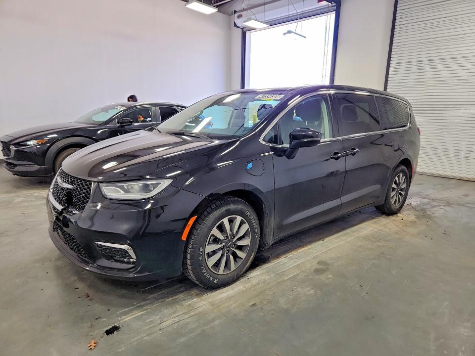 2024 Chrysler Pacifica მანქანა იყიდება აუქციონზე, vin: 2C4RC1S77RR156781, აუქციონის ნომერი: 47334326