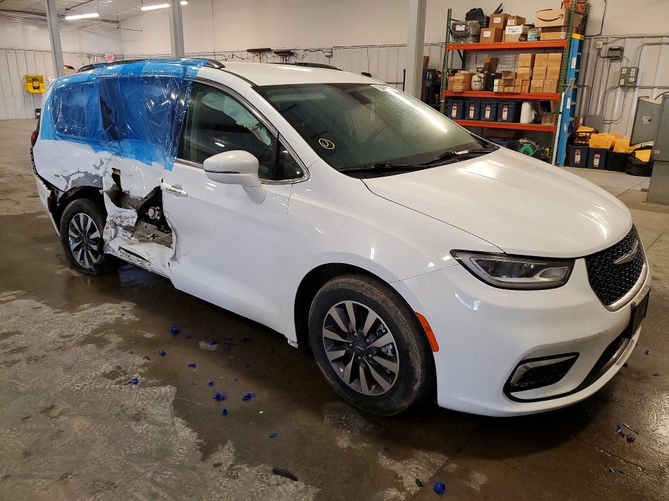 2021 Chrysler Pacifica მანქანა იყიდება აუქციონზე, vin: 2C4RC1BG9MR519946, აუქციონის ნომერი: 79434015