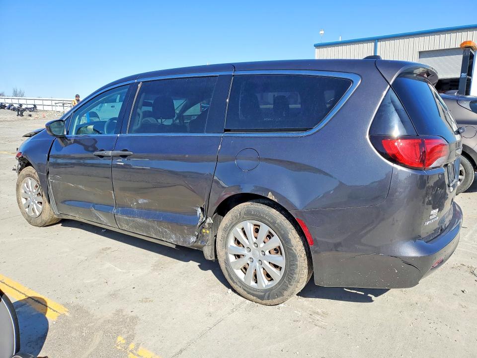 Продажа на аукционе авто 2019 Chrysler Pacifica, vin: 2C4RC1AG2KR509550, номер лота: 45545026