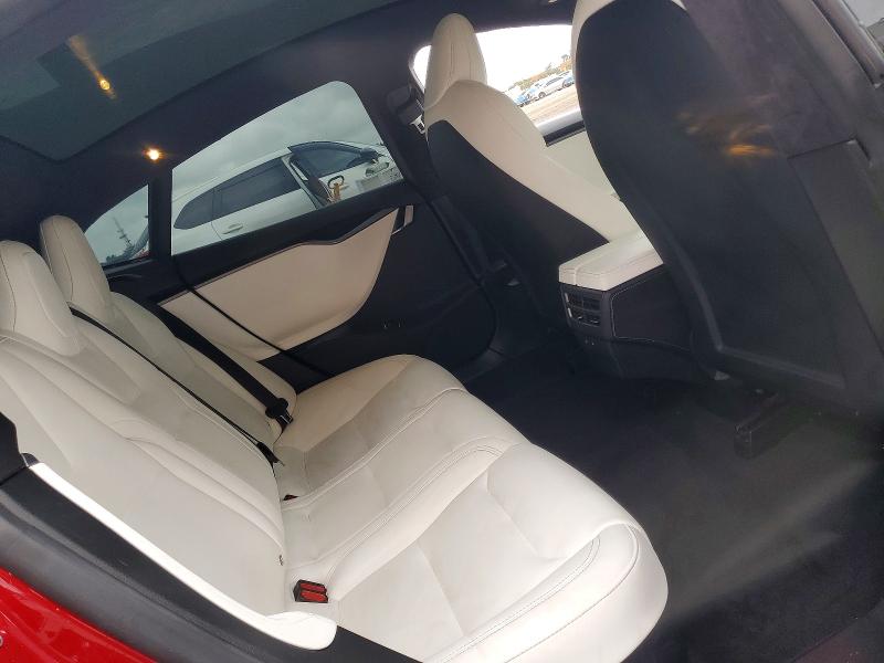45830596 :رقم المزاد ، 5YJSA1E45LF366906 vin ، 2020 Tesla Model S مزاد بيع