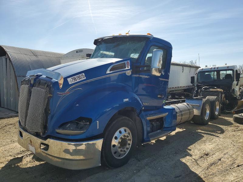 79619575 :رقم المزاد ، 1XKYD49X4GJ132024 vin ، 2016 Kenworth Construction مزاد بيع