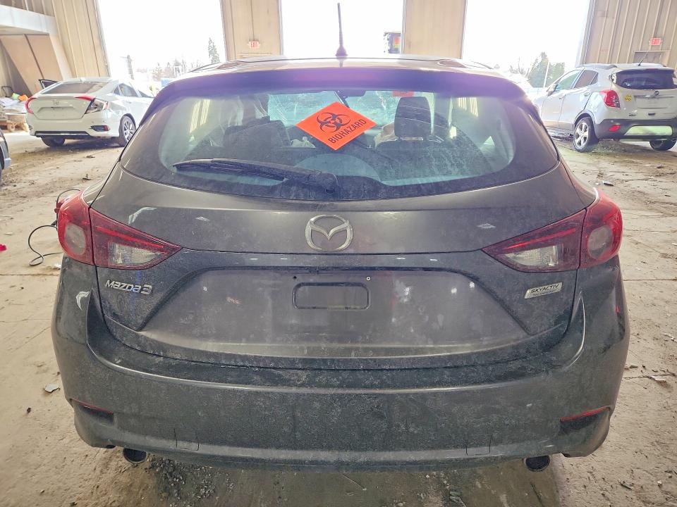 Продаж на аукціоні авто 2018 Mazda 3, vin: 3MZBN1K72JM215658, номер лоту: 47013656