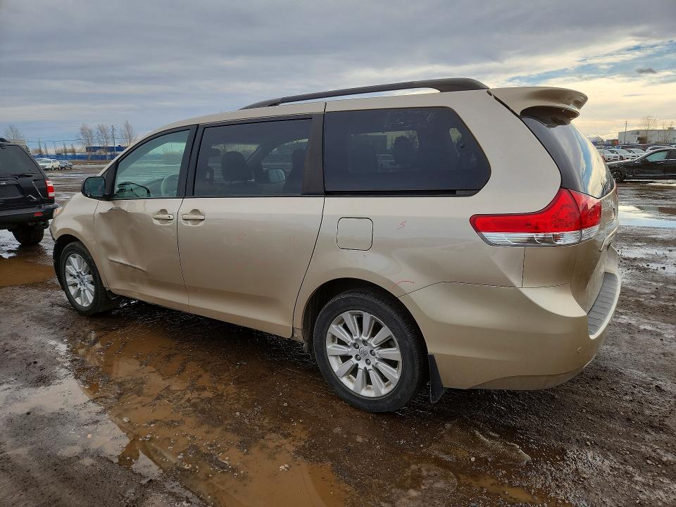 2014 Toyota Sienna მანქანა იყიდება აუქციონზე, vin: 5TDDK3DC6ES088087, აუქციონის ნომერი: 46088716