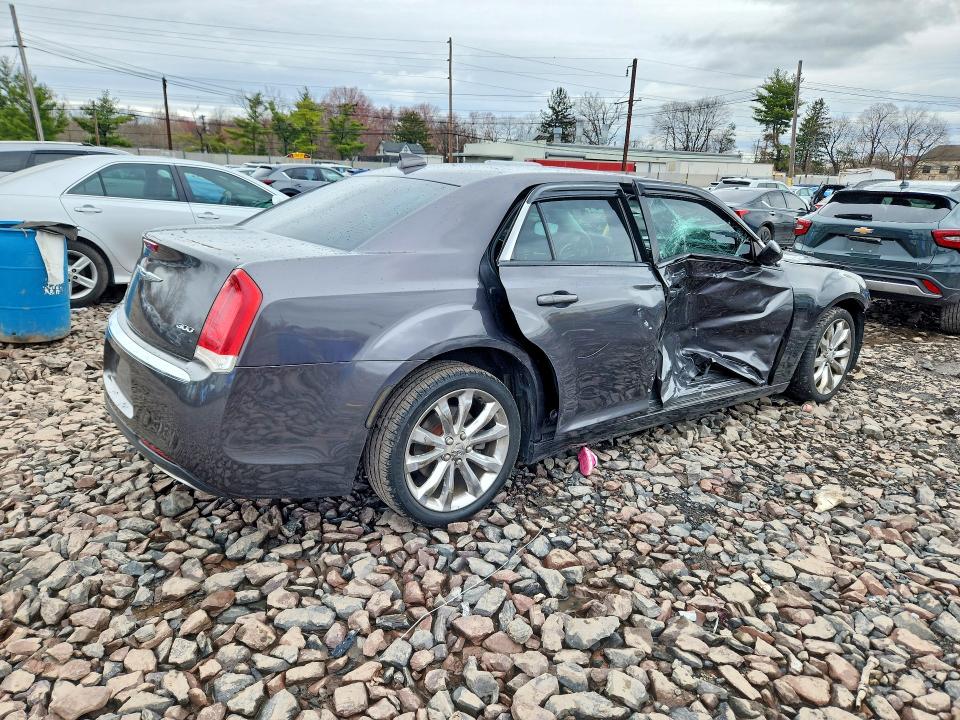 Продаж на аукціоні авто 2016 Chrysler 300, vin: 2C3CCARG3GH192826, номер лоту: 47428046