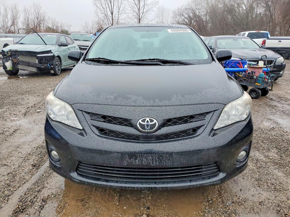 Продажа на аукционе авто 2012 Toyota Corolla, vin: 2T1BU4EEXCC810884, номер лота: 42004566