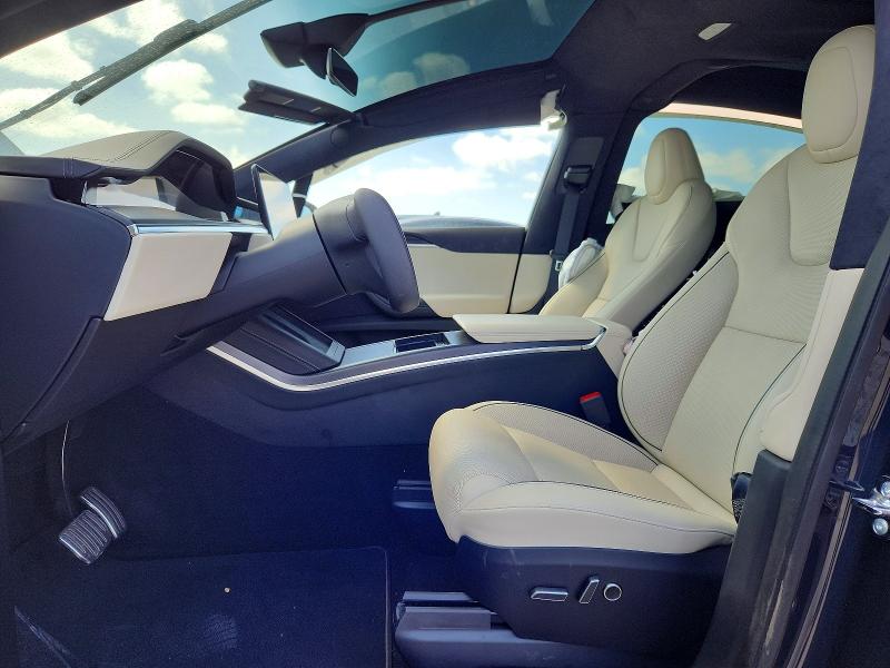 Продаж на аукціоні авто 2025 Tesla Model X, vin: 7SAXCBE65SF470871, номер лоту: 79428725