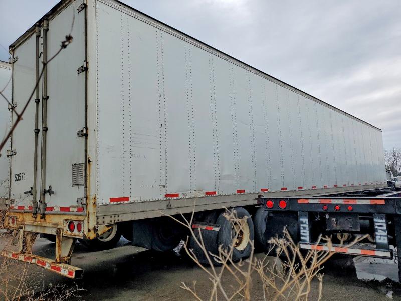 42074696 :رقم المزاد ، 1DW1A5326ES406219 vin ، 2014 Stoughton Trailers I مزاد بيع