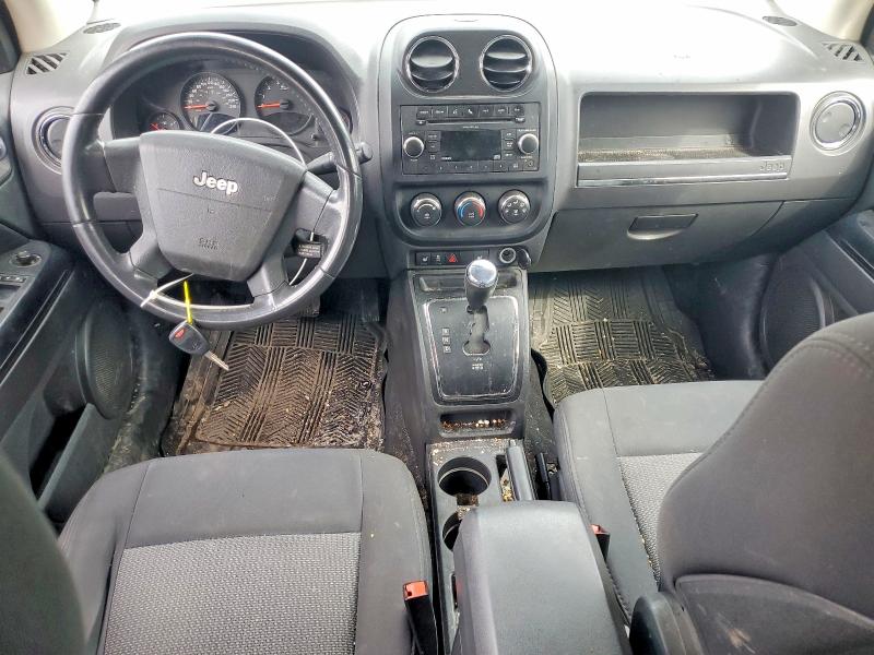 47087886 :رقم المزاد ، 1J4NF4FB1AD654921 vin ، 2010 Jeep Compass مزاد بيع