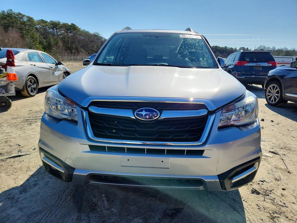 Продажа на аукционе авто 2018 Subaru Forester, vin: JF2SJAJC0JH536827, номер лота: 46145596
