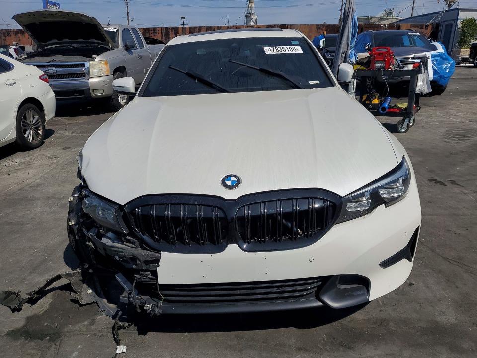 47835106 :رقم المزاد ، WBA5R1C51KAJ99644 vin ، 2019 Bmw 330i مزاد بيع