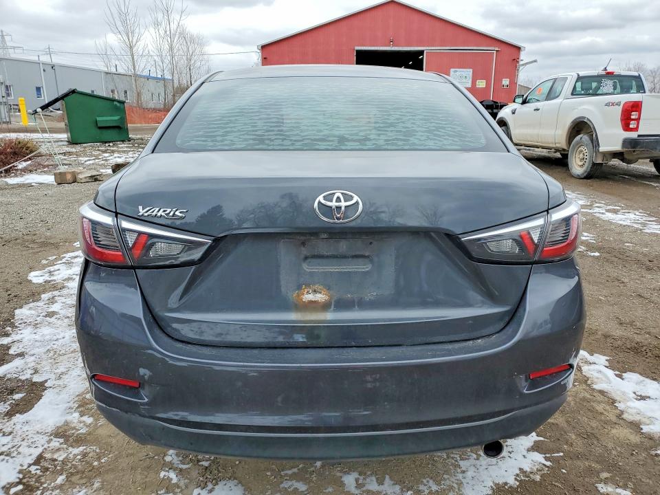 46584316 :رقم المزاد ، 3MYDLBYVXGY103223 vin ، 2016 Toyota Yaris مزاد بيع
