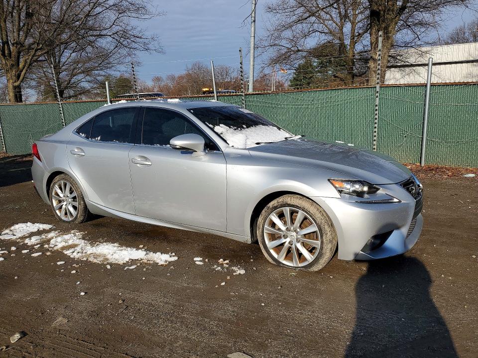 2015 Lexus Is 250 მანქანა იყიდება აუქციონზე, vin: JTHCF1D22F5028406, აუქციონის ნომერი: 45731236