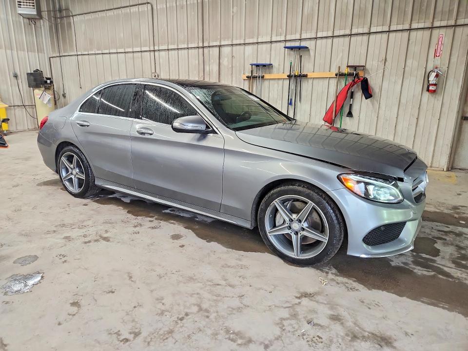 Продажа на аукционе авто 2015 Mercedes-benz C, vin: 55SWF4KB5FU011549, номер лота: 79191355