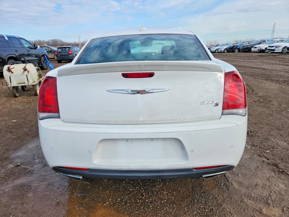 46466276 :رقم المزاد ، 2C3CCABG5JH244622 vin ، 2018 Chrysler 300 مزاد بيع