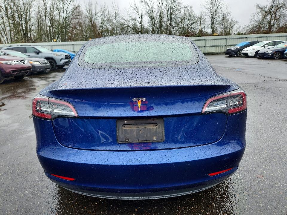 41958806 :رقم المزاد ، 5YJ3E1EA4NF369846 vin ، 2022 Tesla Model 3 مزاد بيع