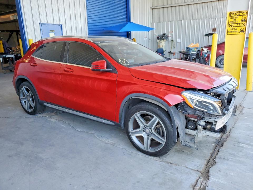 Продаж на аукціоні авто 2015 Mercedes-benz Gla, vin: WDCTG4GB7FJ039494, номер лоту: 46864056