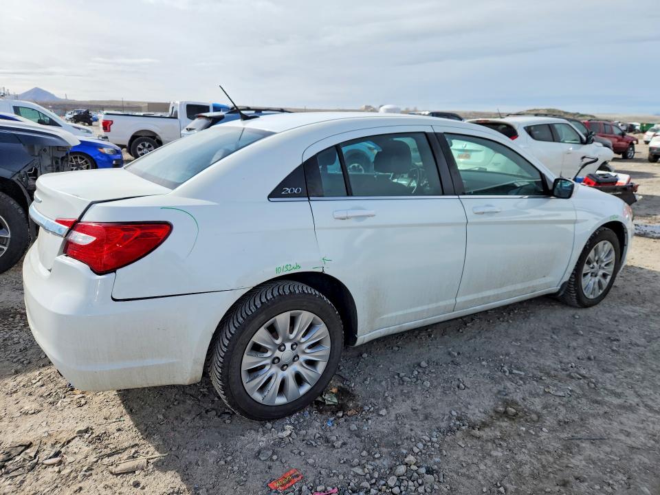 2013 Chrysler 200 მანქანა იყიდება აუქციონზე, vin: 1C3CCBAB4DN734587, აუქციონის ნომერი: 45636136