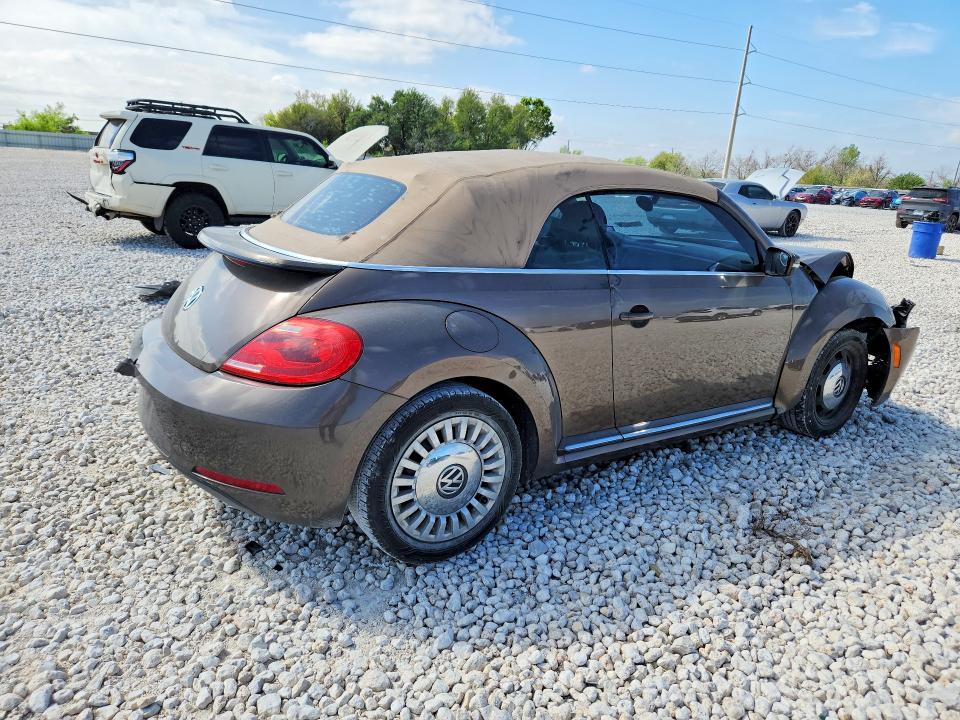 2013 Volkswagen Beetle მანქანა იყიდება აუქციონზე, vin: 3VW5X7AT4DM829060, აუქციონის ნომერი: 47215666