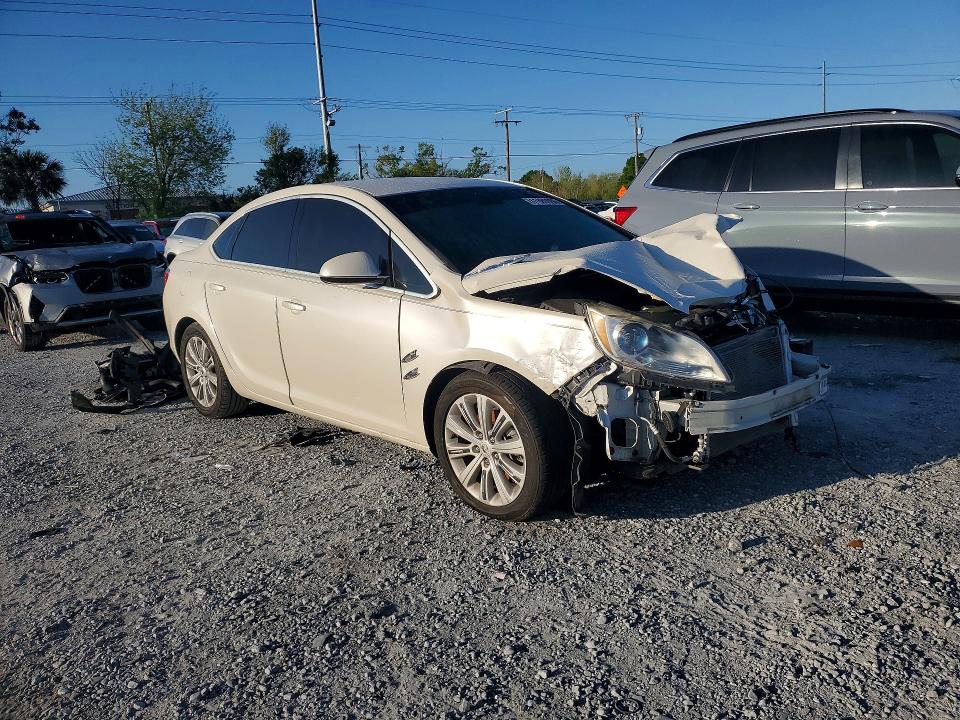 41889996 :رقم المزاد ، 1G4PP5SK2G4107622 vin ، 2016 Buick Verano مزاد بيع
