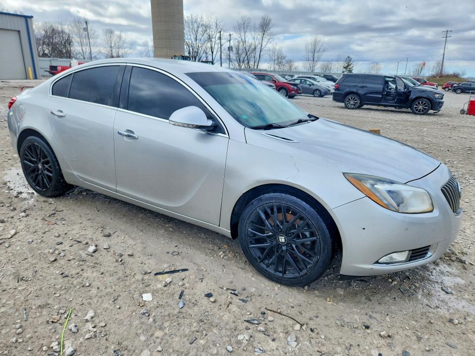 46671836 :رقم المزاد ، 2G4GU5EV3D9223760 vin ، 2013 Buick Regal مزاد بيع