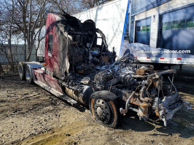 Продаж на аукціоні авто 2000 Freightliner Conventional, vin: 1FUYSDYB9YLB71345, номер лоту: 46818916