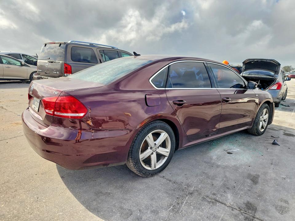 Aukcja sprzedaży 2014 Volkswagen Passat, vin: 1VWAT7A32EC054836, numer aukcji: 79645905