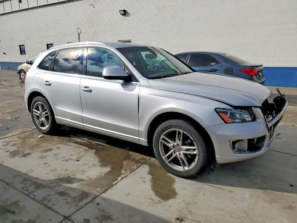 79122605 :رقم المزاد ، WA1LKAFPXAA085288 vin ، 2010 Audi Q5 مزاد بيع