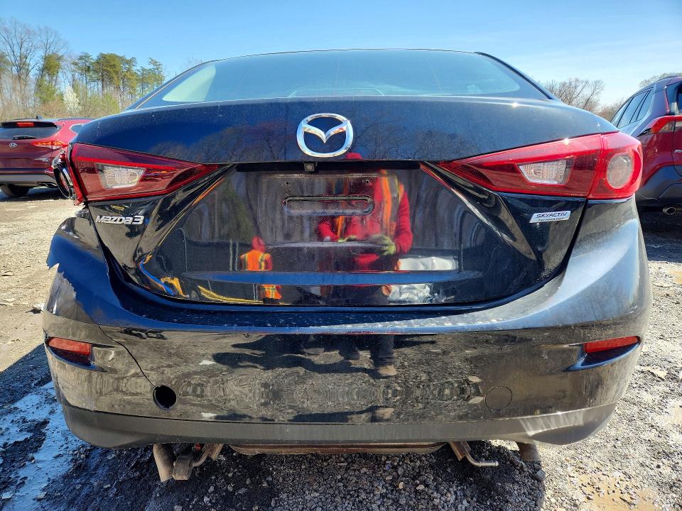 47416656 :رقم المزاد ، 3MZBN1U70JM183452 vin ، 2018 Mazda 3 مزاد بيع