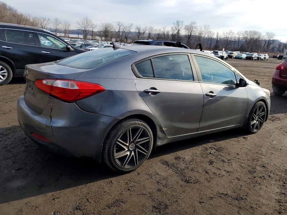 47320296 :رقم المزاد ، KNAFX4A68G5535250 vin ، 2016 Kia Forte مزاد بيع