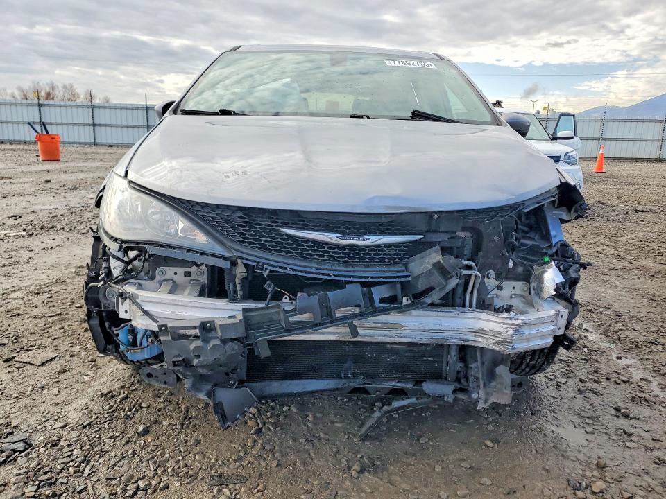 2021 Chrysler Voyager მანქანა იყიდება აუქციონზე, vin: 2C4RC1CG5MR579379, აუქციონის ნომერი: 77892765