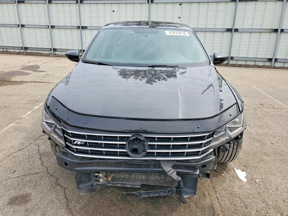 47670216 :رقم المزاد ، 1VWAT7A36GC061016 vin ، 2016 Volkswagen Passat مزاد بيع