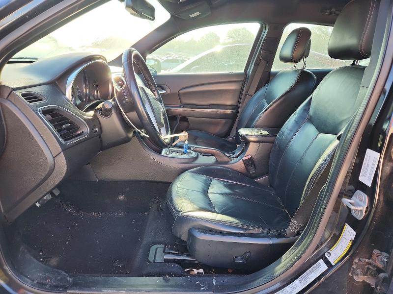 46243846 :رقم المزاد ، 1C3CCBCB4CN308264 vin ، 2012 Chrysler 200 مزاد بيع