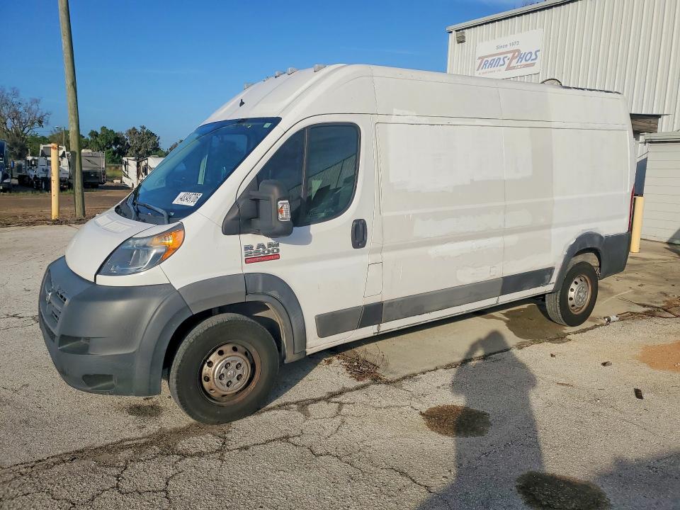 48349706 :رقم المزاد ، 3C6TRVDG1HE527952 vin ، 2017 Ram Promaster 2500 مزاد بيع