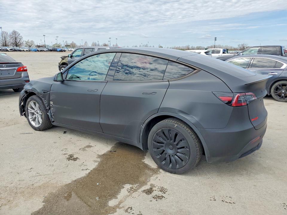 2024 Tesla Model Y მანქანა იყიდება აუქციონზე, vin: 7SAYGDEE7RA229686, აუქციონის ნომერი: 47892986