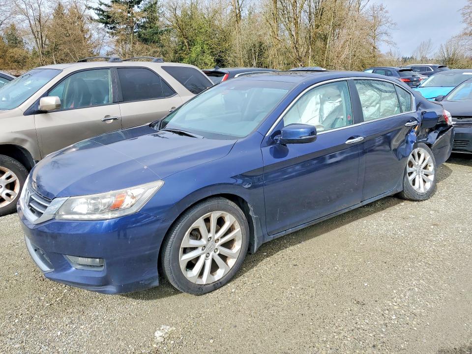 Продажа на аукционе авто 2015 Honda Accord, vin: 1HGCR2F97FA807785, номер лота: 78262185
