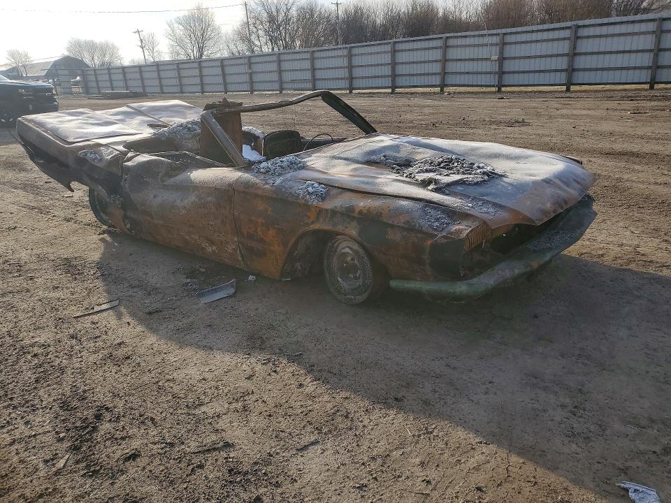 45741286 :رقم المزاد ، 6Y85Q119882 vin ، 1966 Ford Uk مزاد بيع