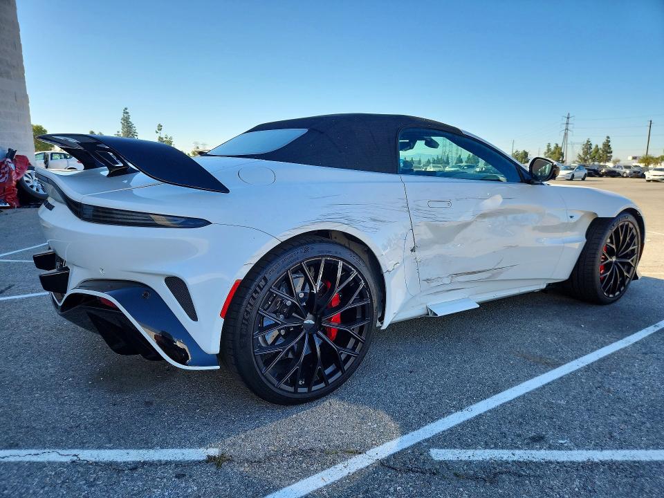 Продаж на аукціоні авто 2023 Aston Martin Vantage, vin: SCFSMGBV1PGP08114, номер лоту: 46199906