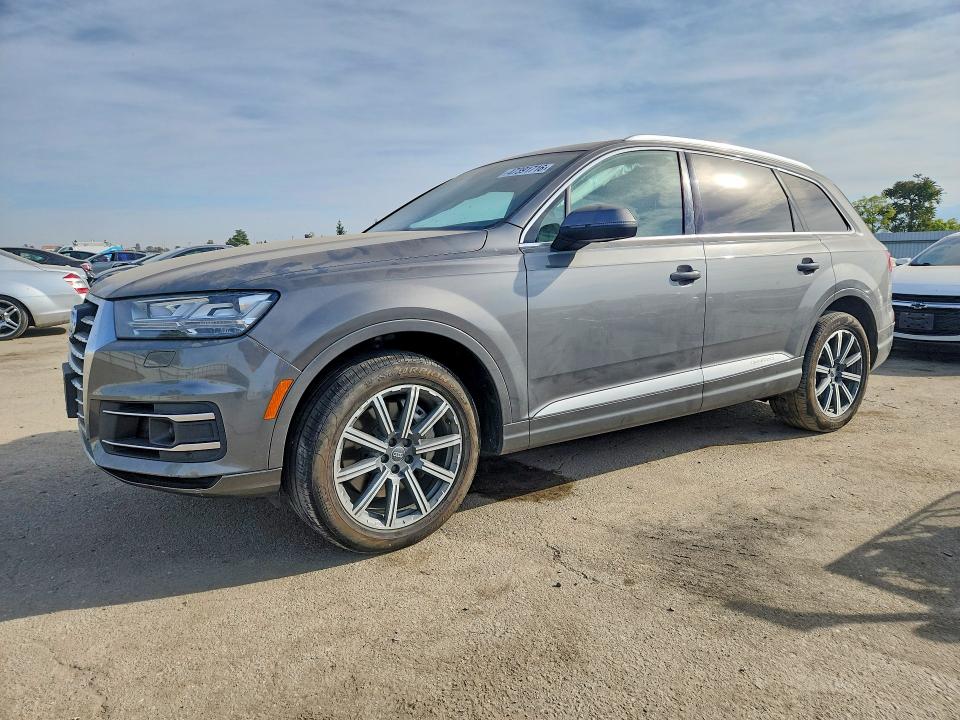 Продажа на аукционе авто 2017 Audi Q7, vin: WA1LAAF72HD016719, номер лота: 47391716