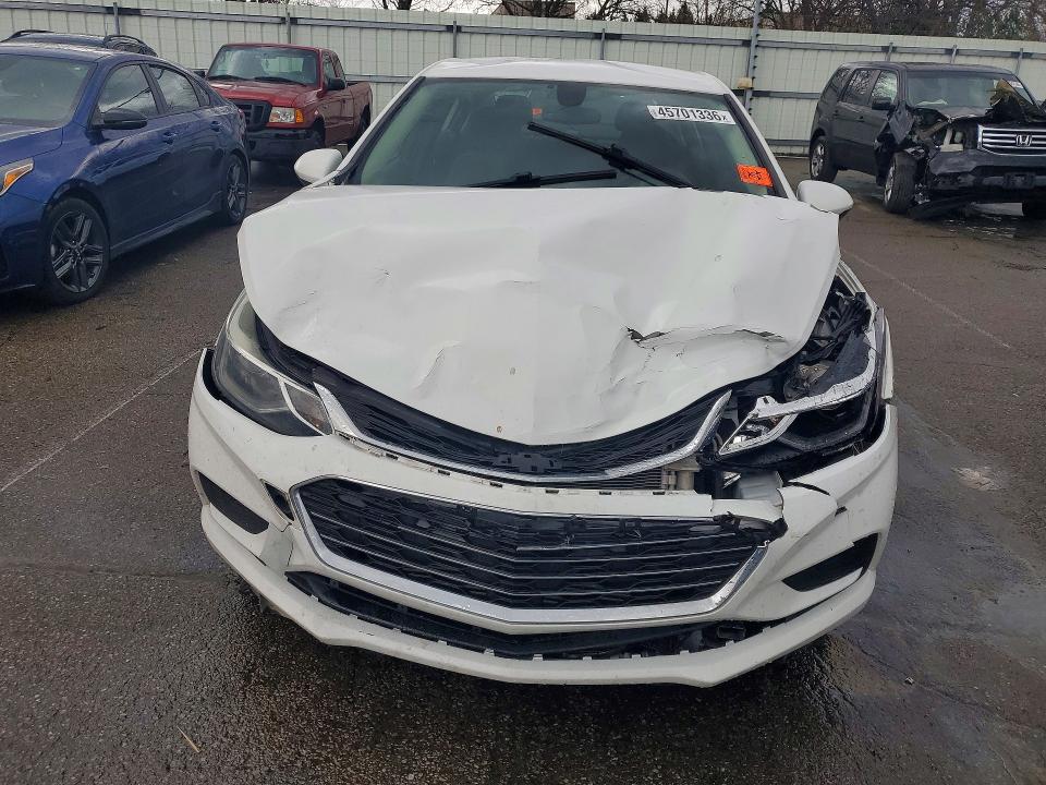 Продаж на аукціоні авто 2017 Chevrolet Cruze, vin: 1G1BE5SMXH7270680, номер лоту: 45701336
