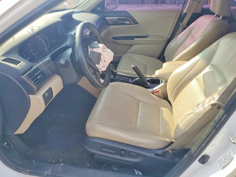 47405636 :رقم المزاد ، 1HGCR2F88GA246201 vin ، 2016 Honda Accord مزاد بيع