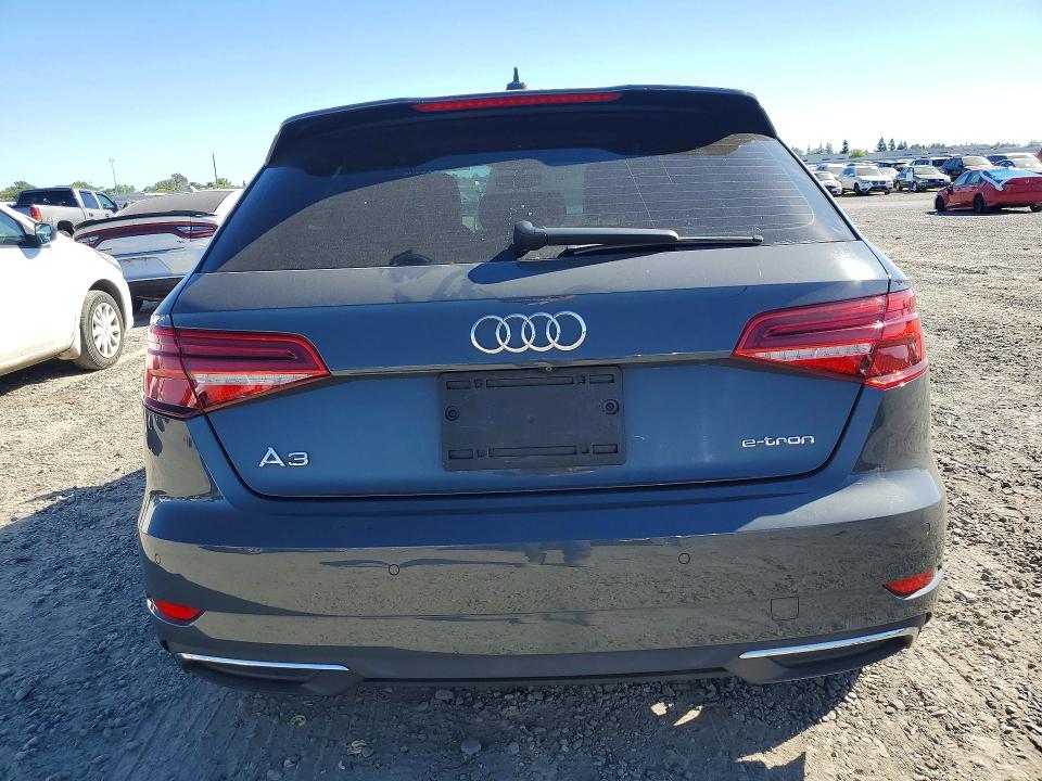 Продажа на аукционе авто 2017 Audi A3, vin: WAUTPBFF6HA133171, номер лота: 47368806